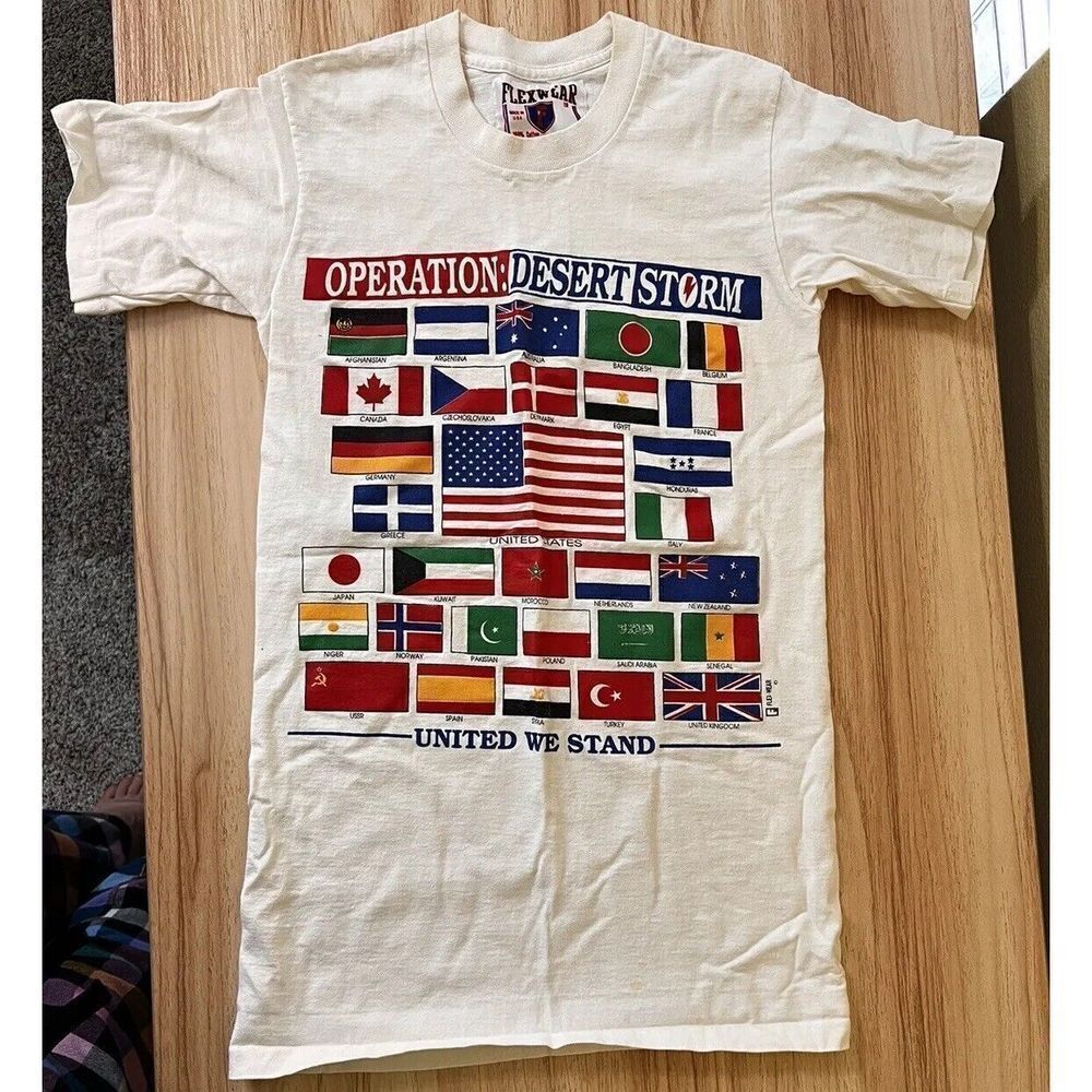 Vintage 90s Operation Desert Storm Flags “We Stand United” T Shirt White Sz S
